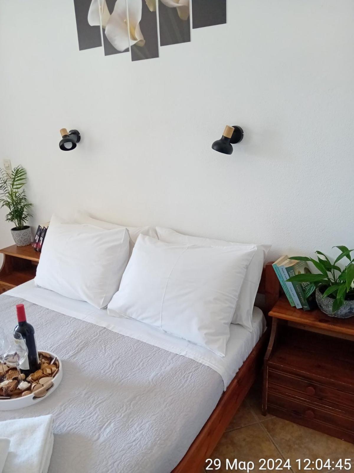 Happy Days Apartment อาเยียกาลินี ภายนอก รูปภาพ
